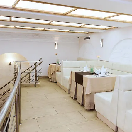 U Fontana Hotel Minsk